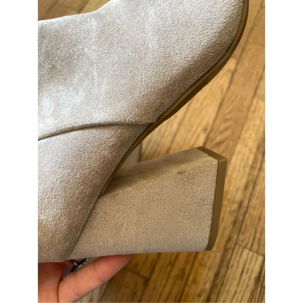 A New Day Cream Chunk Heel Boots 10 New Flawed